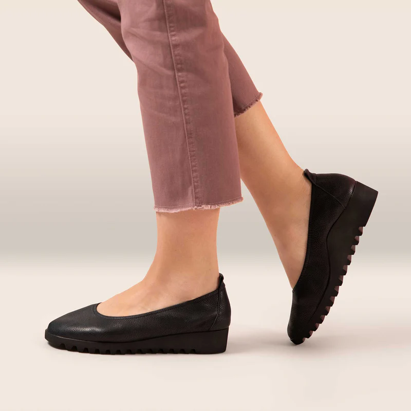 Brianna Ballet Flat - Navy - Image 8